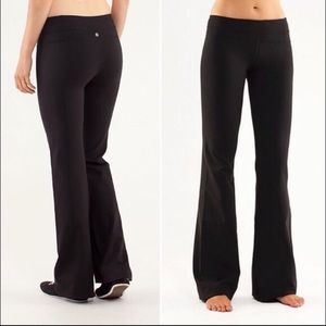 Lululemon yoga pants